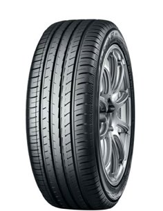 YOKOHAMA BLUEARTH-GT AE51 215/45 R16 90V
